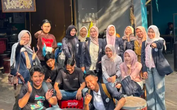 Ilustrasi Beragam Warna KKN 196