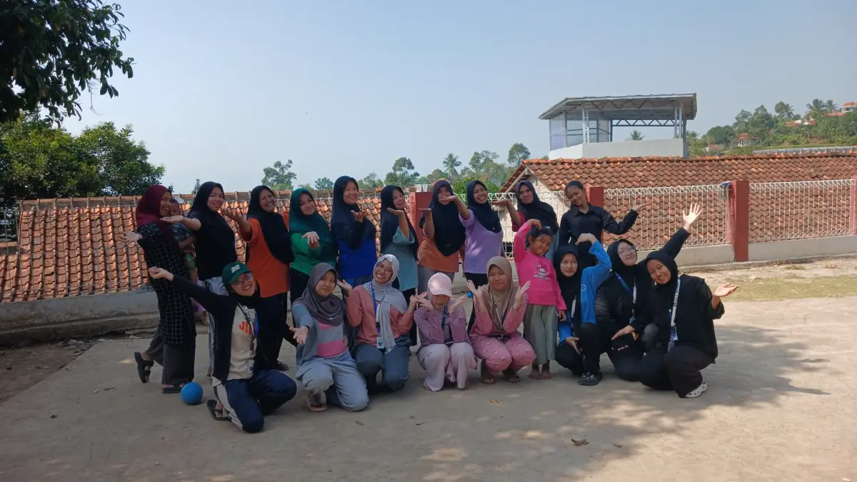 Senam Pagi Bersama Warga