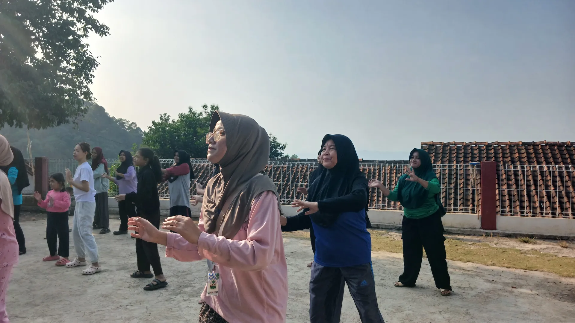 Dokumentasi Senam Pagi Bersama Warga 7